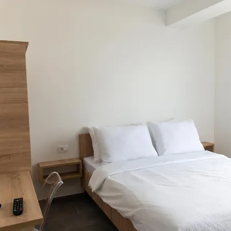 Hostel Prenociste Cma *